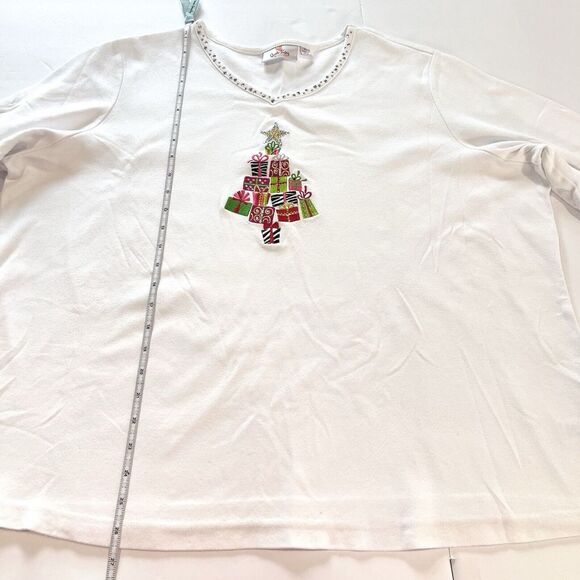 Quacker Factory White Embroidered Rhinestone Christmas Tree Knit Top Size 2X - Picture 9 of 11